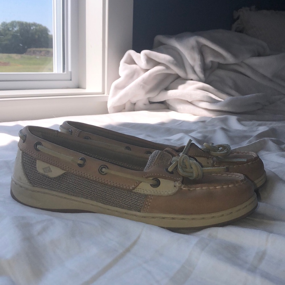 sperry top-siders